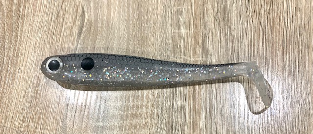 7.5 INCH HOLLOW SHAD SILVER SHAD 7.5 INCH HOLLOW SHAD SILVER SHAD
